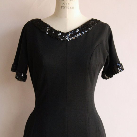 Vintage 1960s Dress / Black Wiggle Dress with Pockets and Sequin Trim / V Neck - Picture 3 of 10